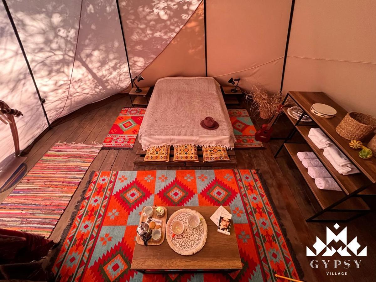 Gipsy Village Park Hotel Asureti Dış mekan fotoğraf