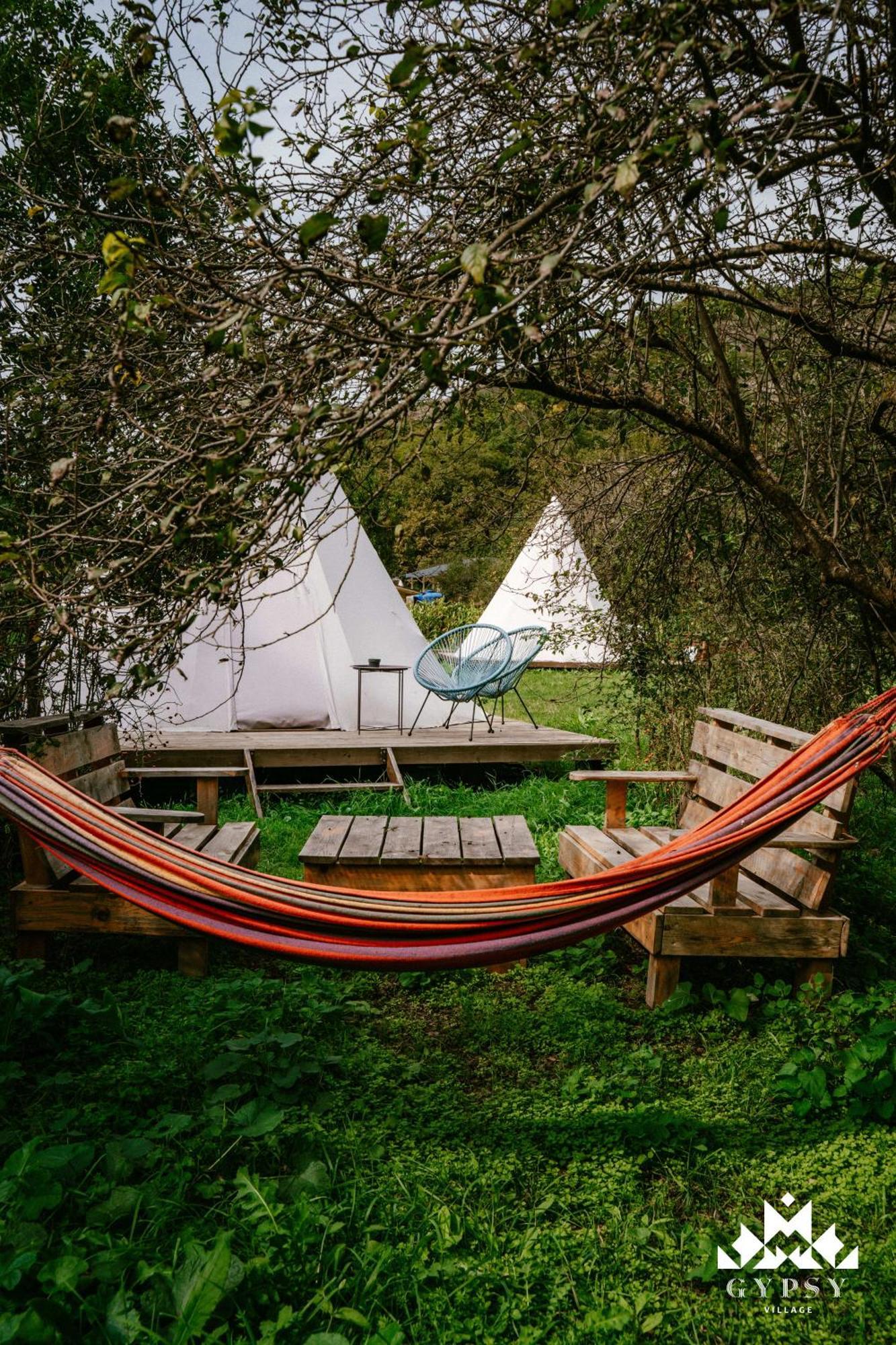 Gipsy Village Park Hotel Asureti Dış mekan fotoğraf